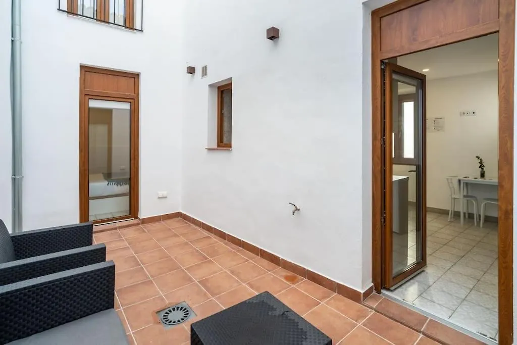 Stunning Andalusian Oasis With Terrace & Pool Apartment Cordoba